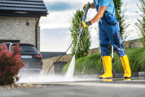 Why Choose Our Certified Pressure Washing Experts for Your Project Needs in Connell, WA?